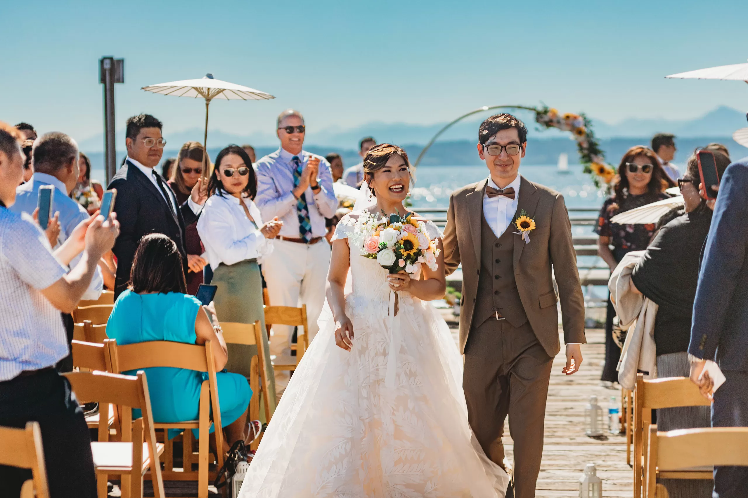 Summer Ray’s Boathouse Wedding | Ingrid & Juno’s Waterfront Celebration in Seattle