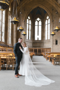 Grand-Staircase-Seattle-Editorial-Wedding-Photographer_Essence-of-Us-Photography-8B8A0678-1
