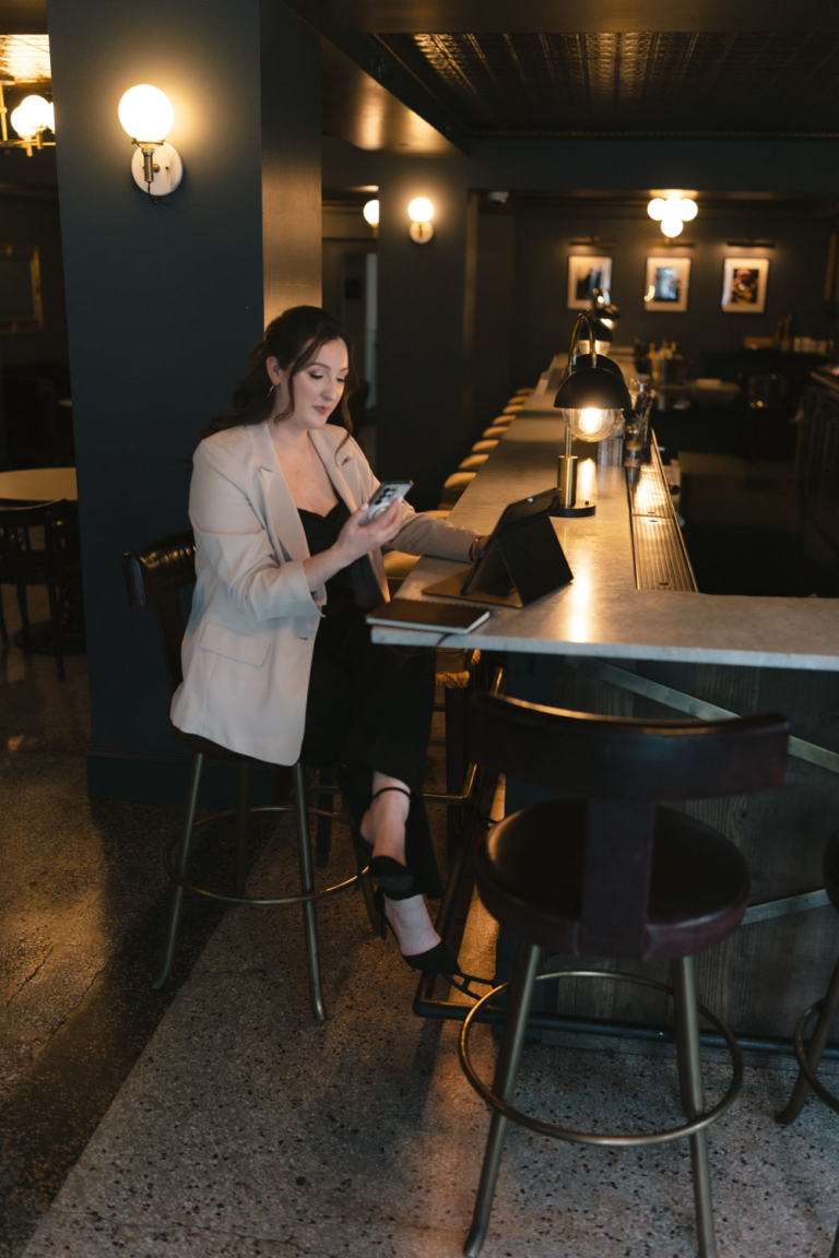 Kimpton-Palladian-Hotel-Seattle-Editorial-Wedding-Photographer_Essence-of-Us-Photography-8B8A2019-1.webp